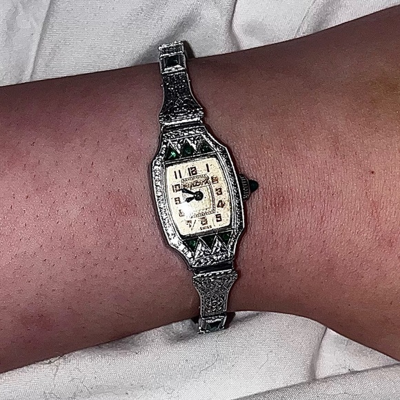 1930 Emerald Bulova Watch - Picture 1 of 3